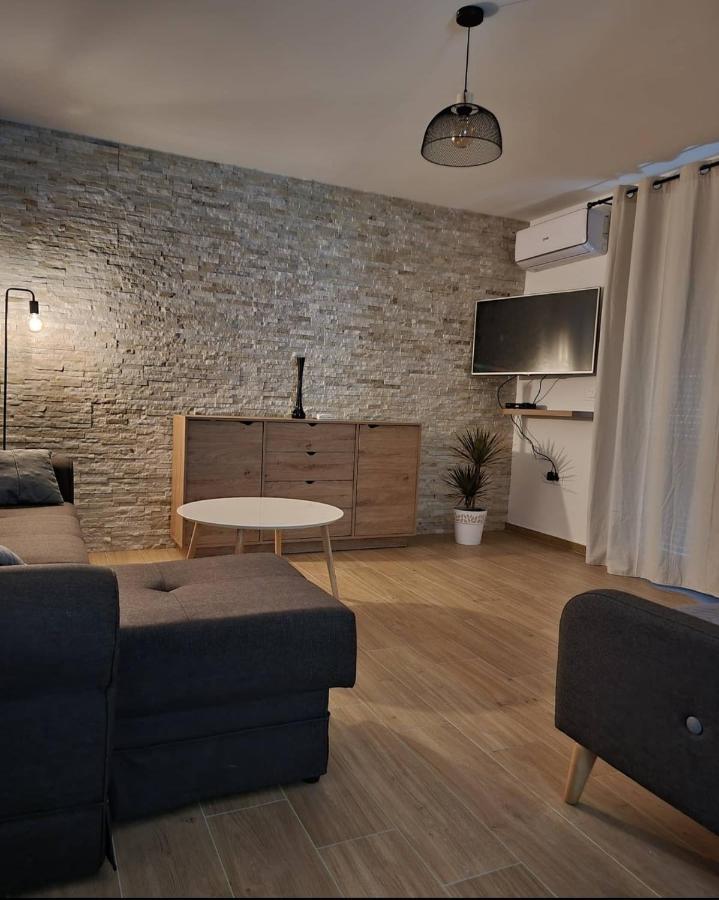 Apartments Vranes تيفات المظهر الخارجي الصورة