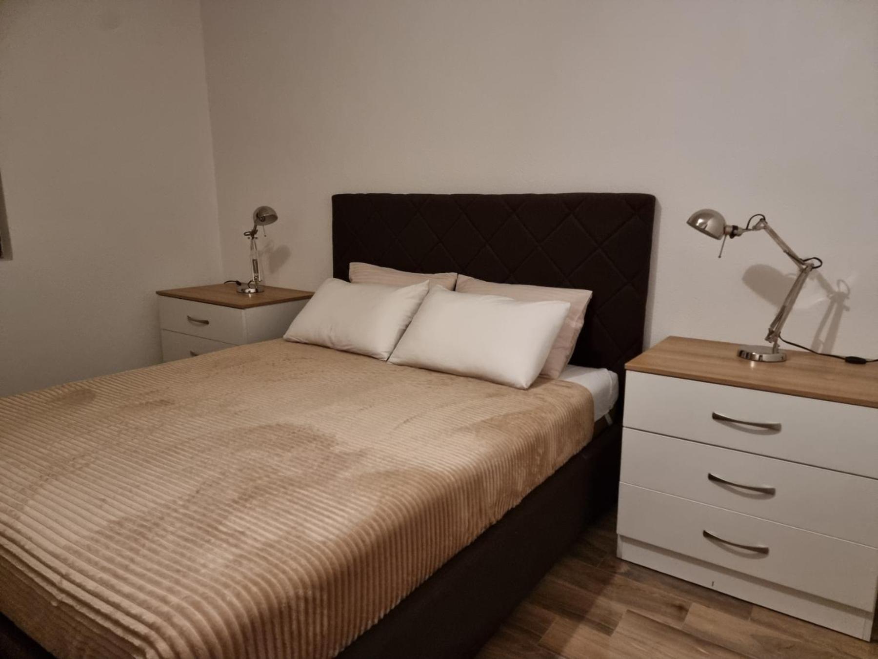 Apartments Vranes تيفات المظهر الخارجي الصورة